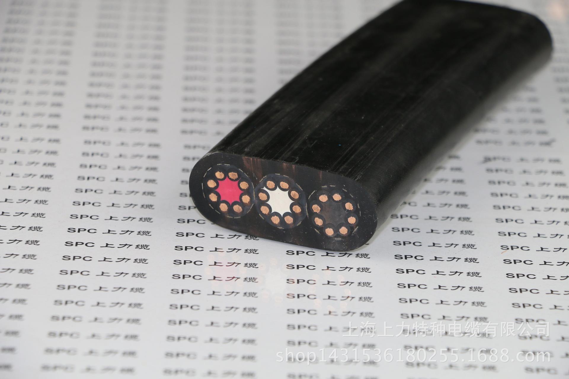 橡膠扁電纜YBF港口起重機(jī) 龍門吊機(jī) 取料機(jī)專用橡套扁電纜 